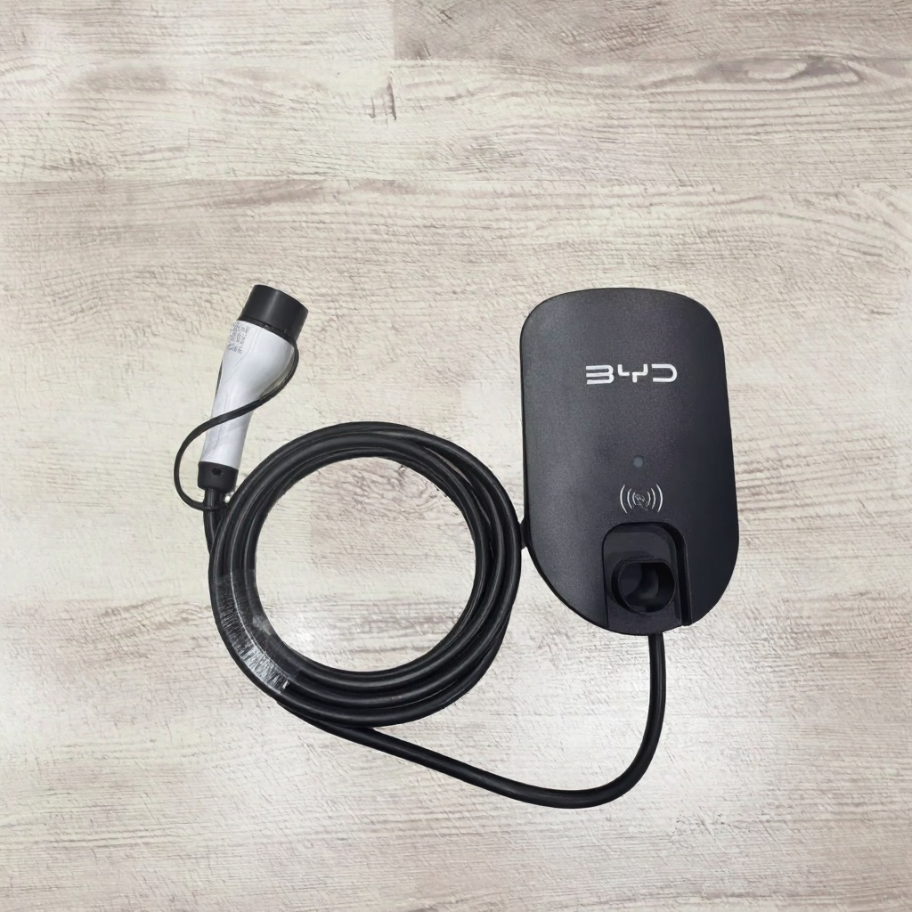 2026BYD 7KW 32A GB  Interface  - Ev Charger Wallbox のレビューと価格